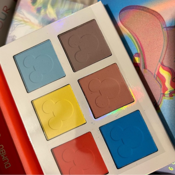 Makeup - Picture 5 of 7